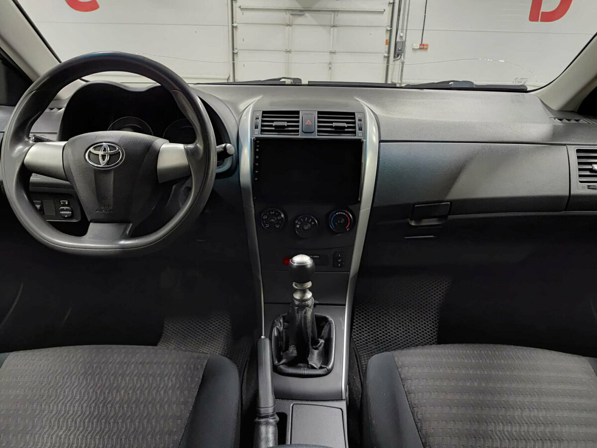 Toyota Corolla б/у, 2012, Механическая. Фото: #13