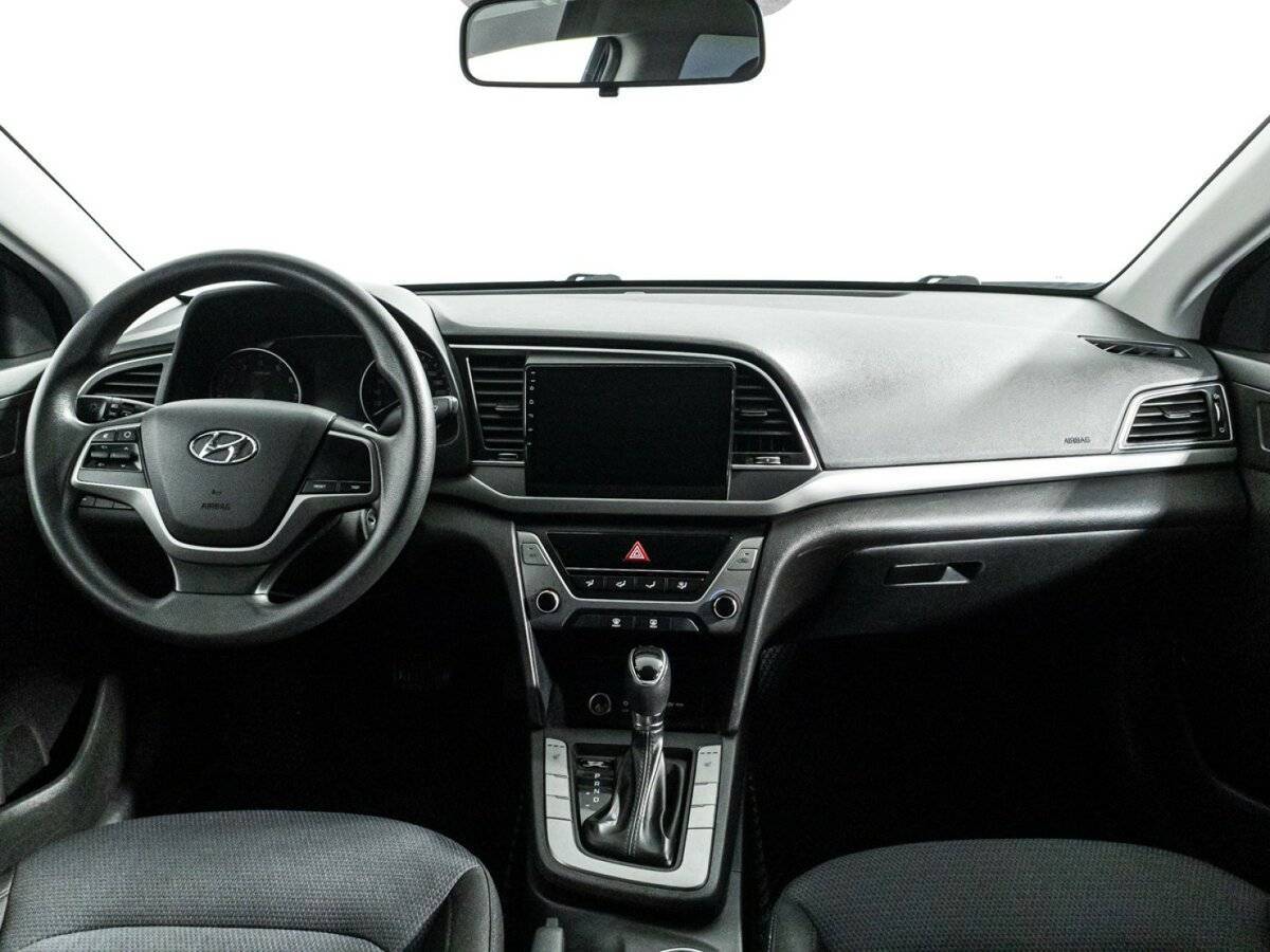 Hyundai Elantra б/у, 2016, Автоматическая. Фото: #12