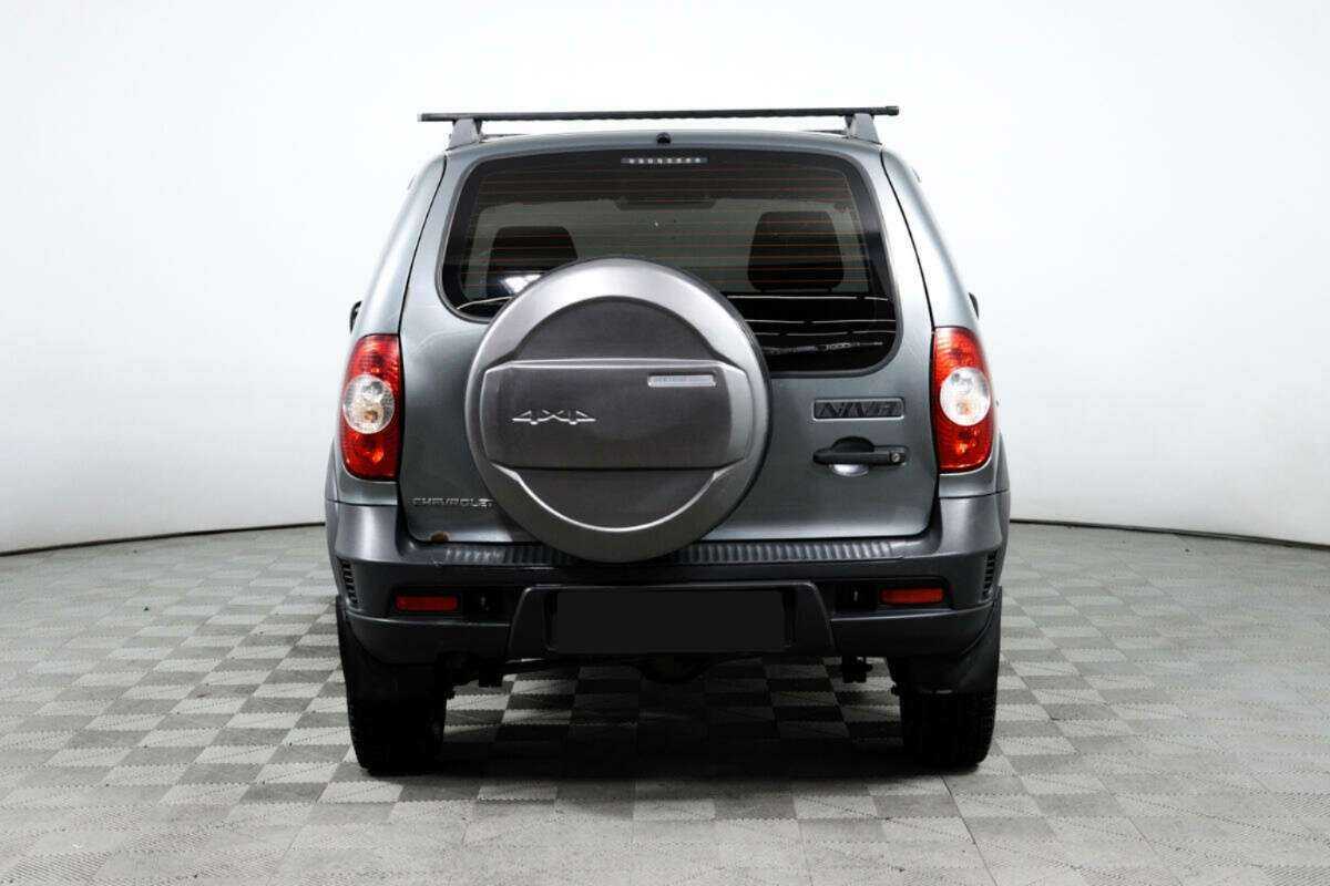 Chevrolet Niva б/у, 2014, Механическая. Фото: #5
