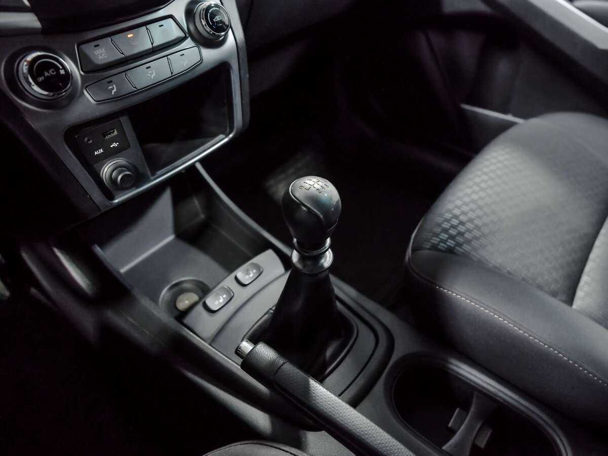 SsangYong Actyon б/у, 2014, Механическая. Фото: #11