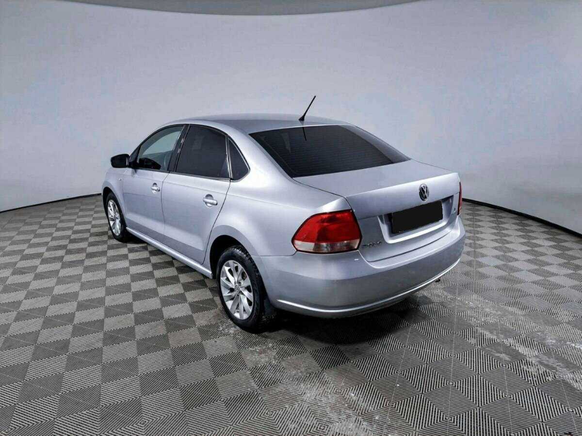 Volkswagen Polo б/у, 2014, Механическая. Фото: #6
