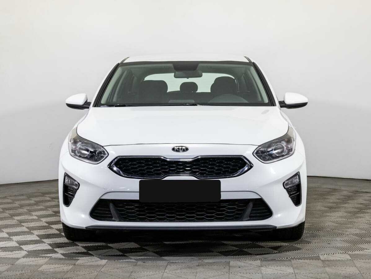 Kia Ceed б/у, 2019, Автоматическая. Фото: #1