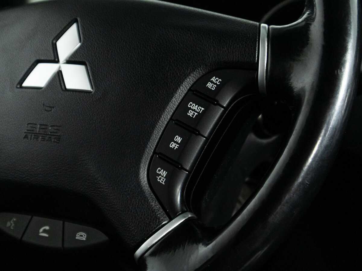 Mitsubishi Pajero б/у, 2012, Автоматическая. Фото: #16