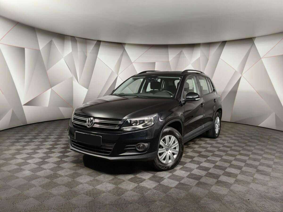 Volkswagen Tiguan б/у, 2013, Роботизированная. Фото: #0