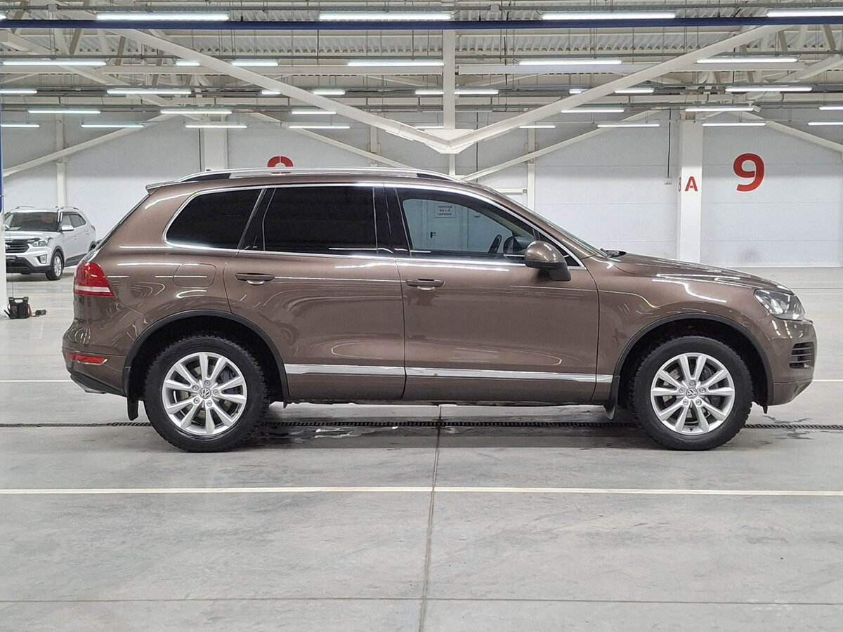 Volkswagen Touareg б/у, 2013, Автоматическая. Фото: #3