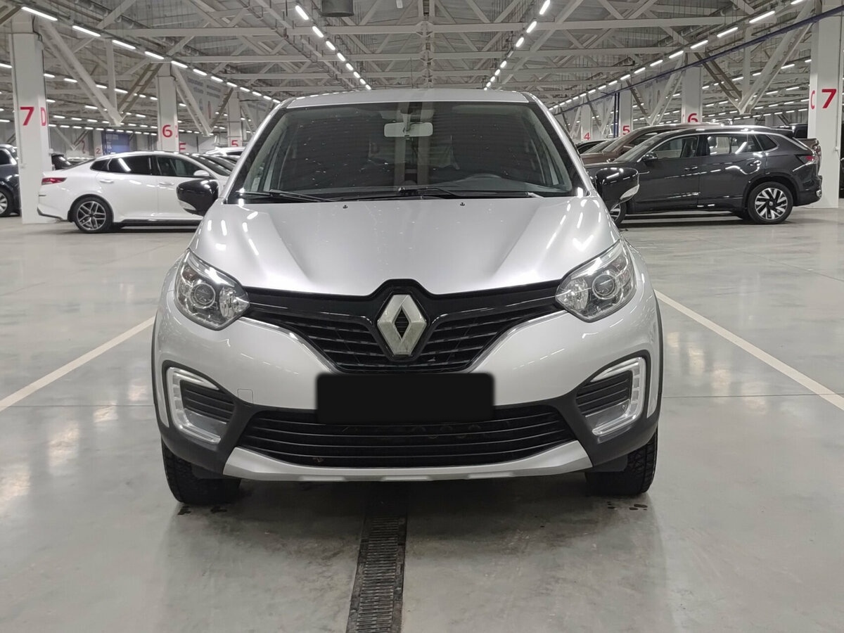 Renault Kaptur б/у, 2018, Автоматическая. Фото: #1