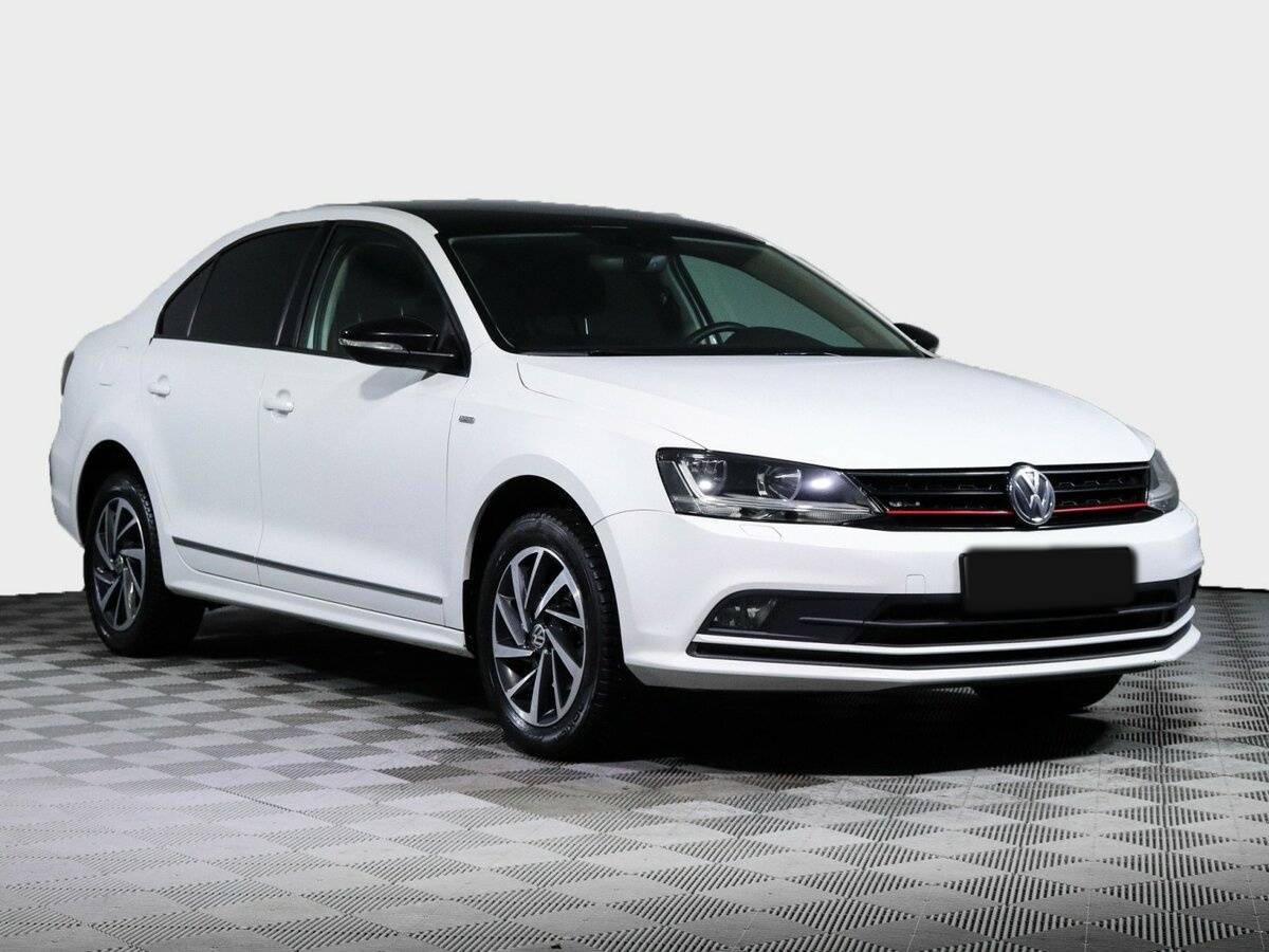 Volkswagen Jetta б/у, 2018, Автоматическая. Фото: #2