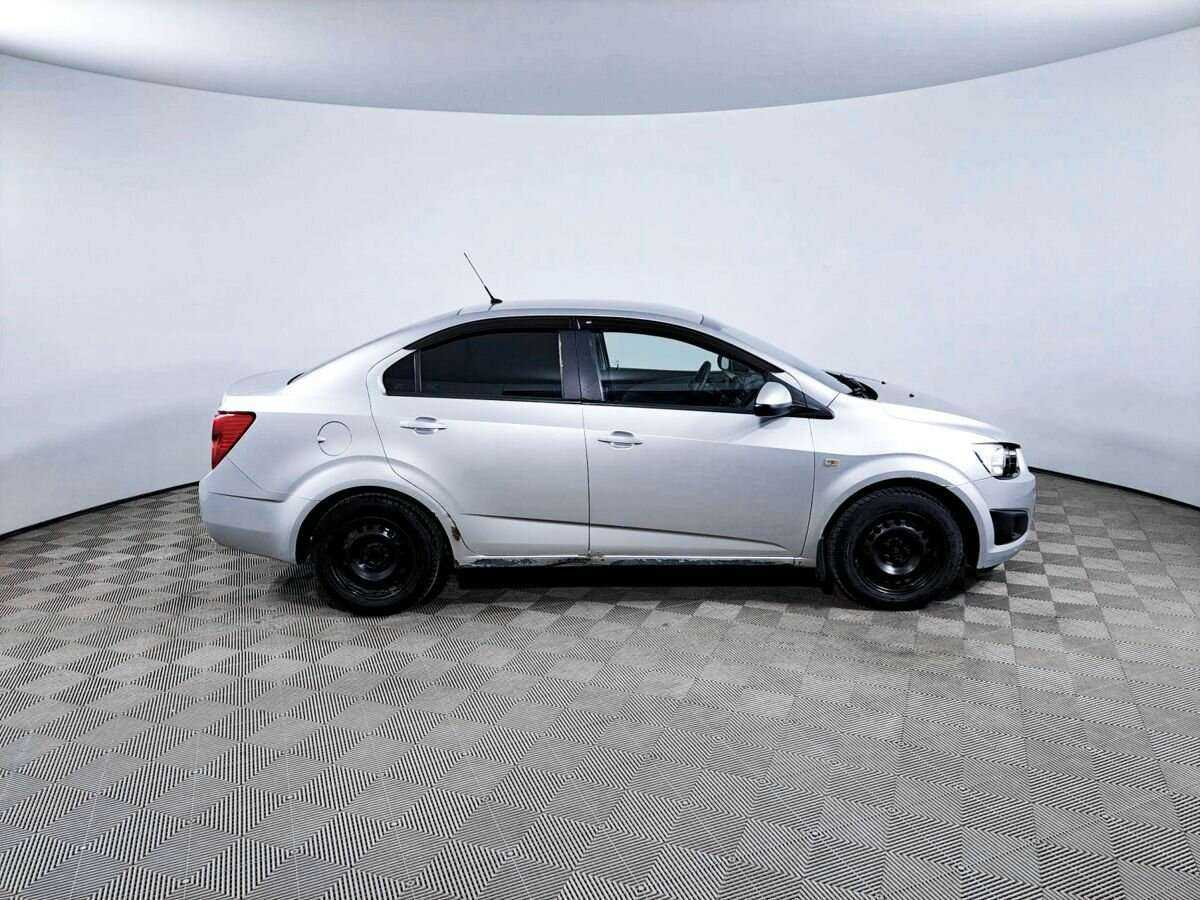 Chevrolet Aveo б/у, 2012, Механическая. Фото: #3