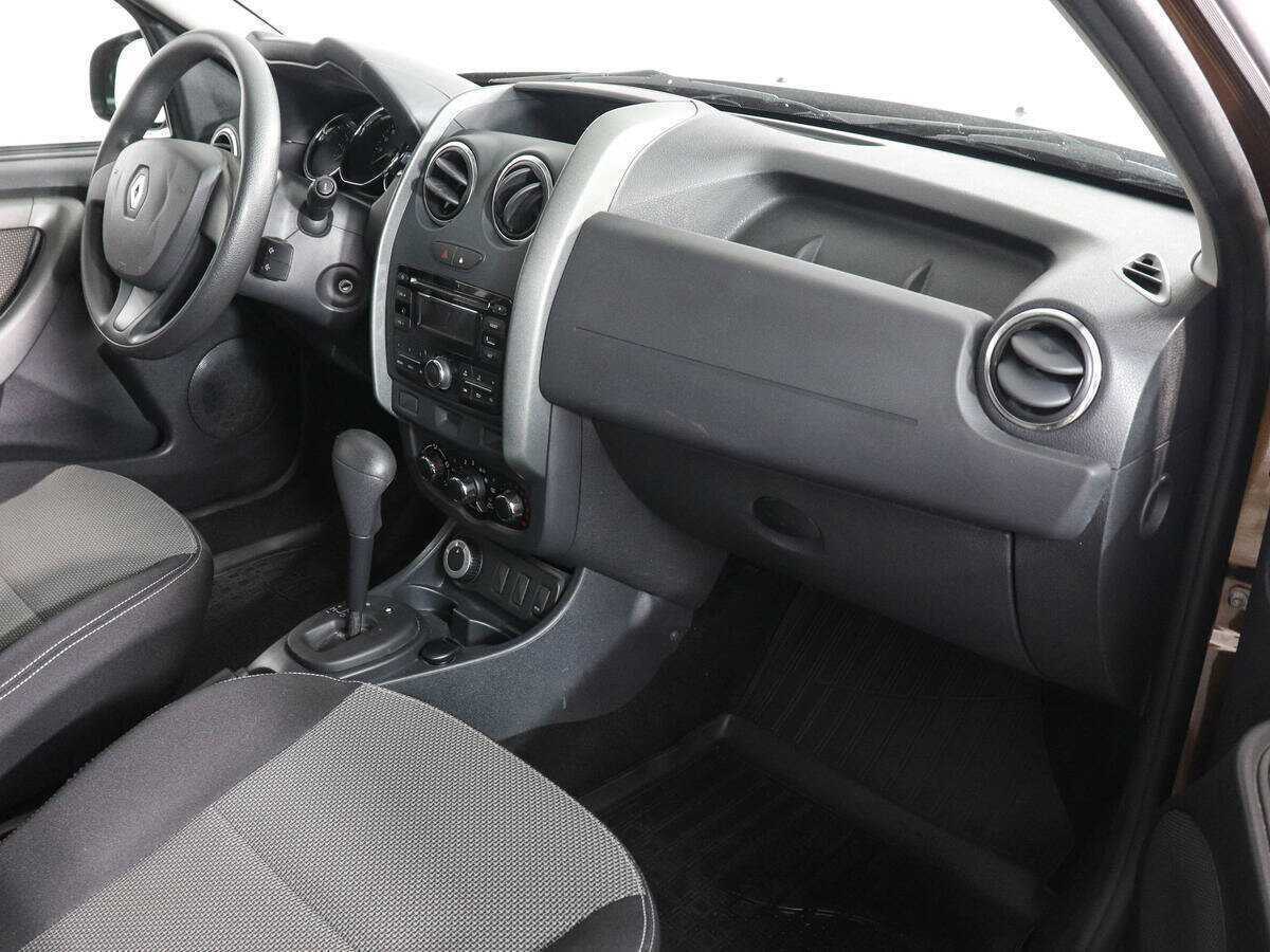 Renault Duster б/у, 2015, Автоматическая. Фото: #9