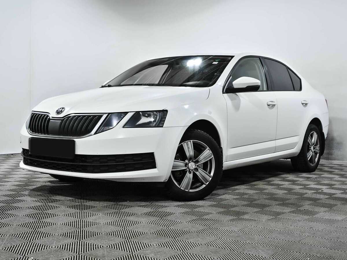 Skoda Octavia б/у, 2018, Механическая. Посмотреть фото