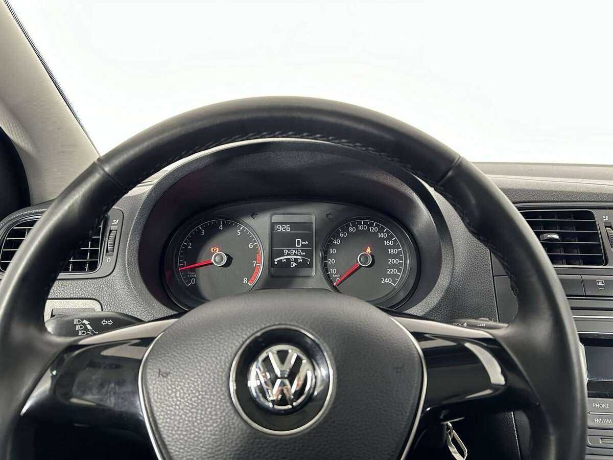 Volkswagen Polo б/у, 2016, Механическая. Фото: #10