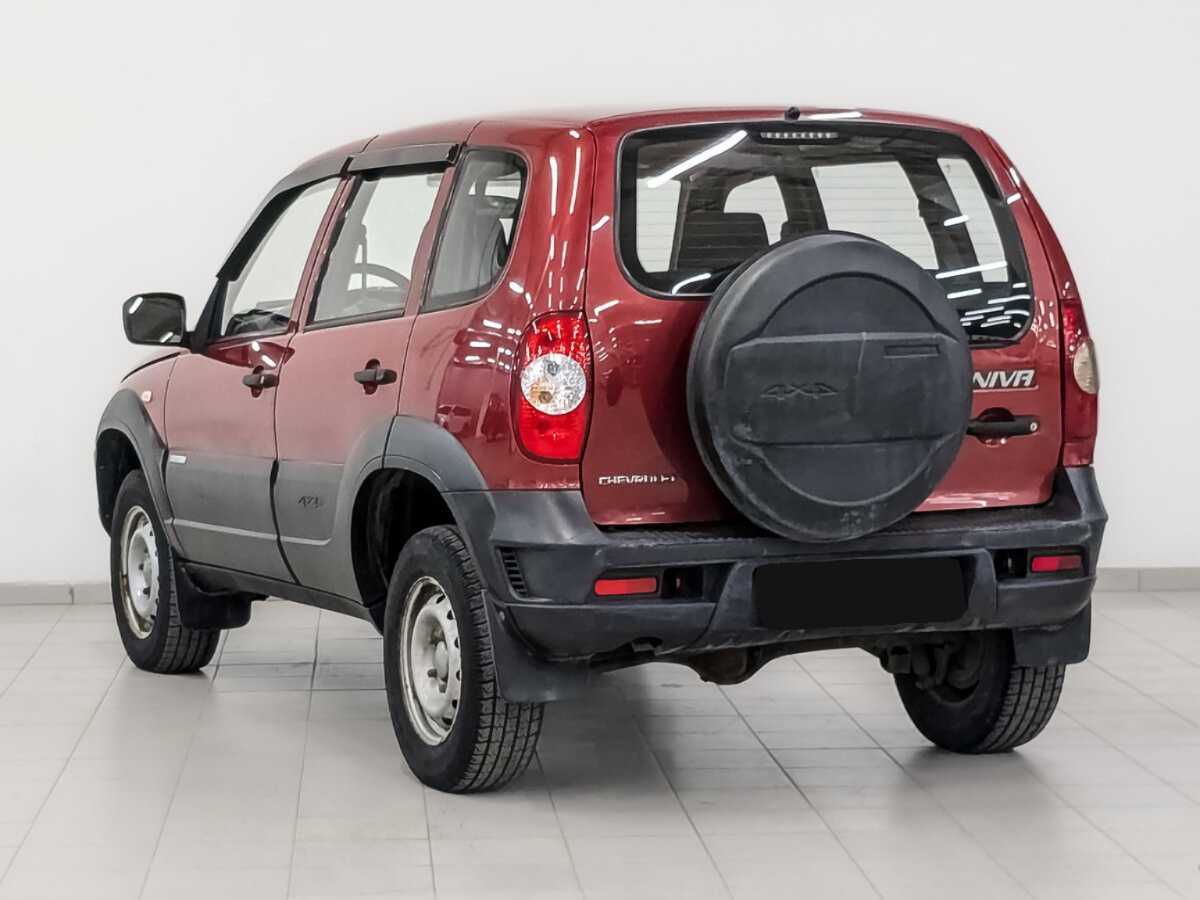 Chevrolet Niva б/у, 2015, Механическая. Фото: #6