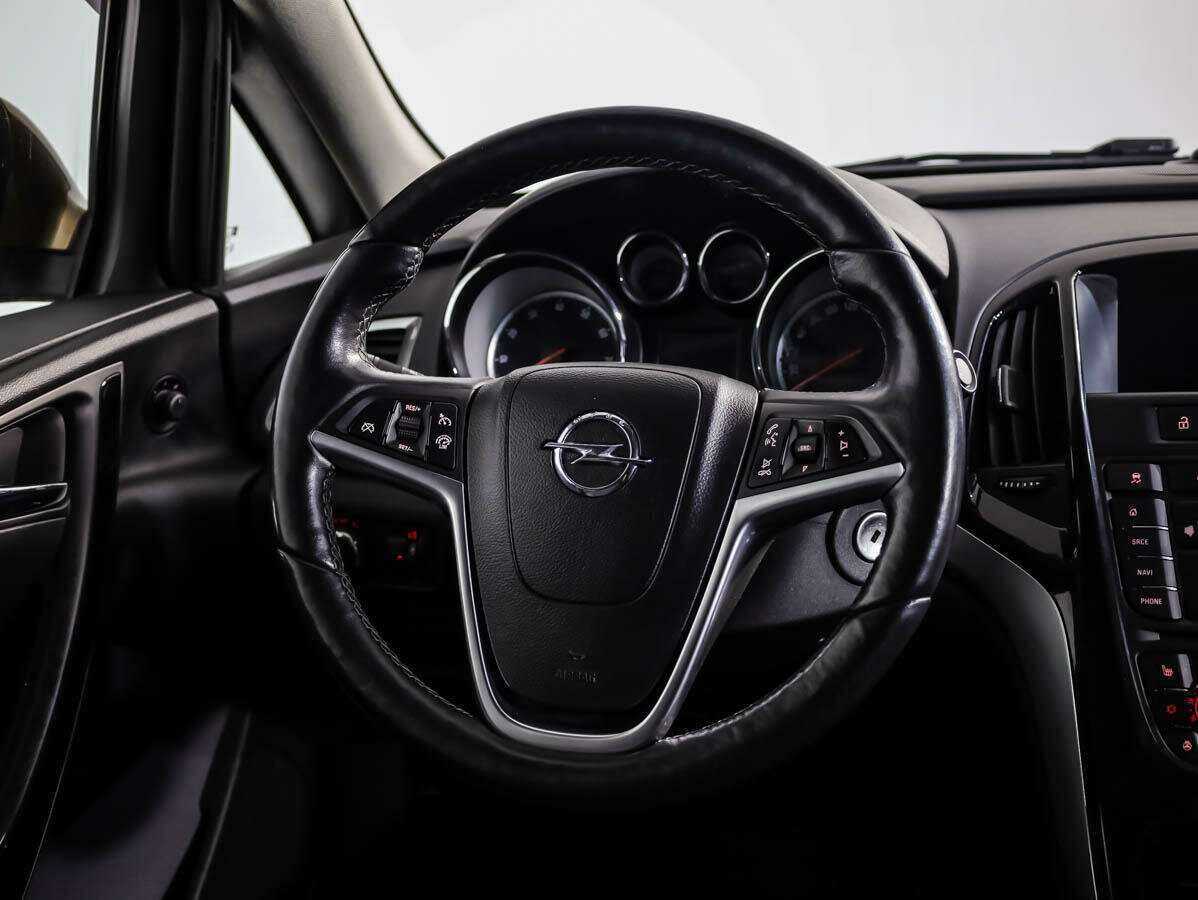 Opel Astra б/у, 2015, Автоматическая. Фото: #9
