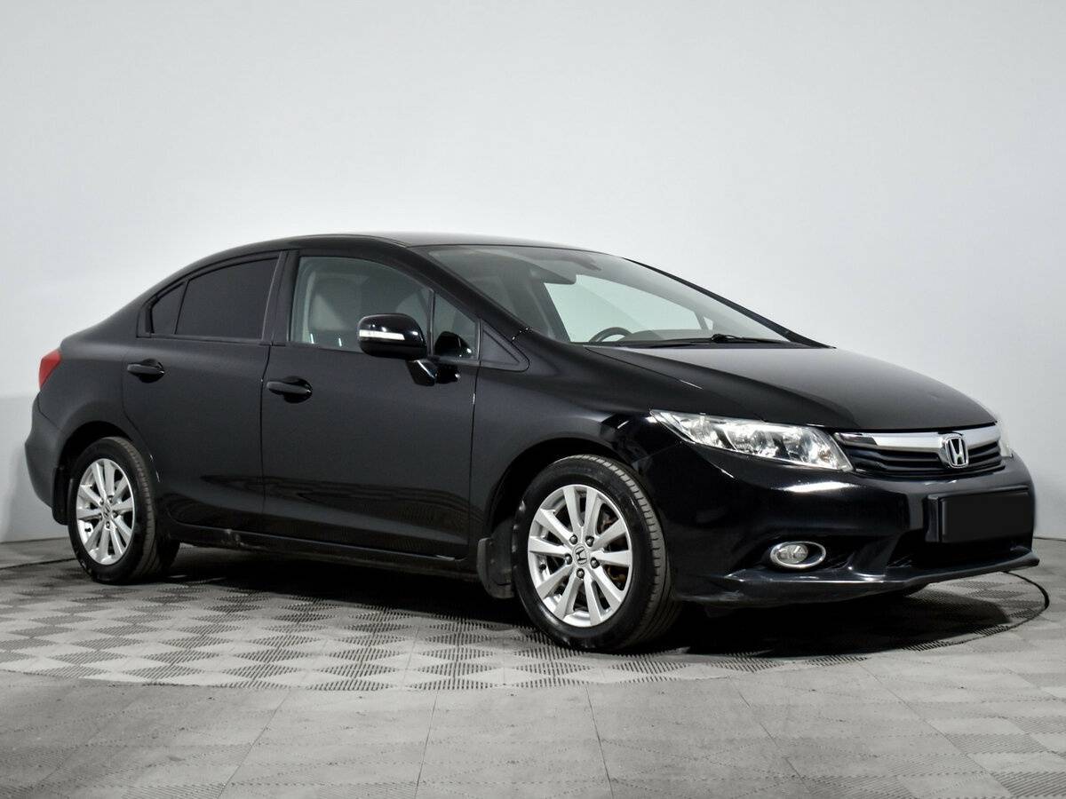 Honda Civic б/у, 2012, Автоматическая. Фото: #2
