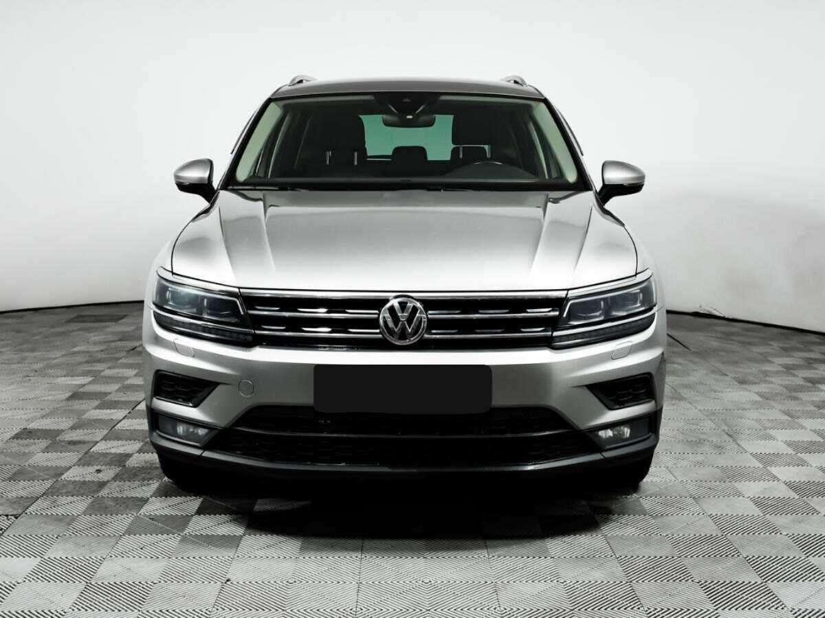 Volkswagen Tiguan б/у, 2020, Роботизированная. Фото: #1