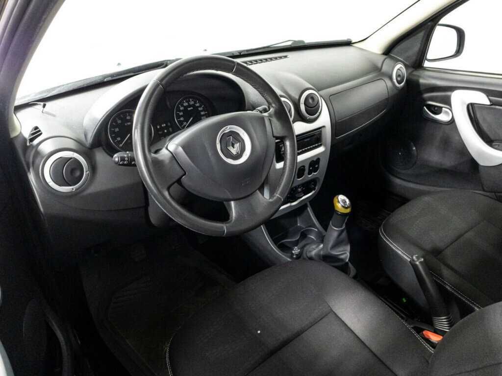 Renault Sandero б/у, 2013, Механическая. Фото: #10