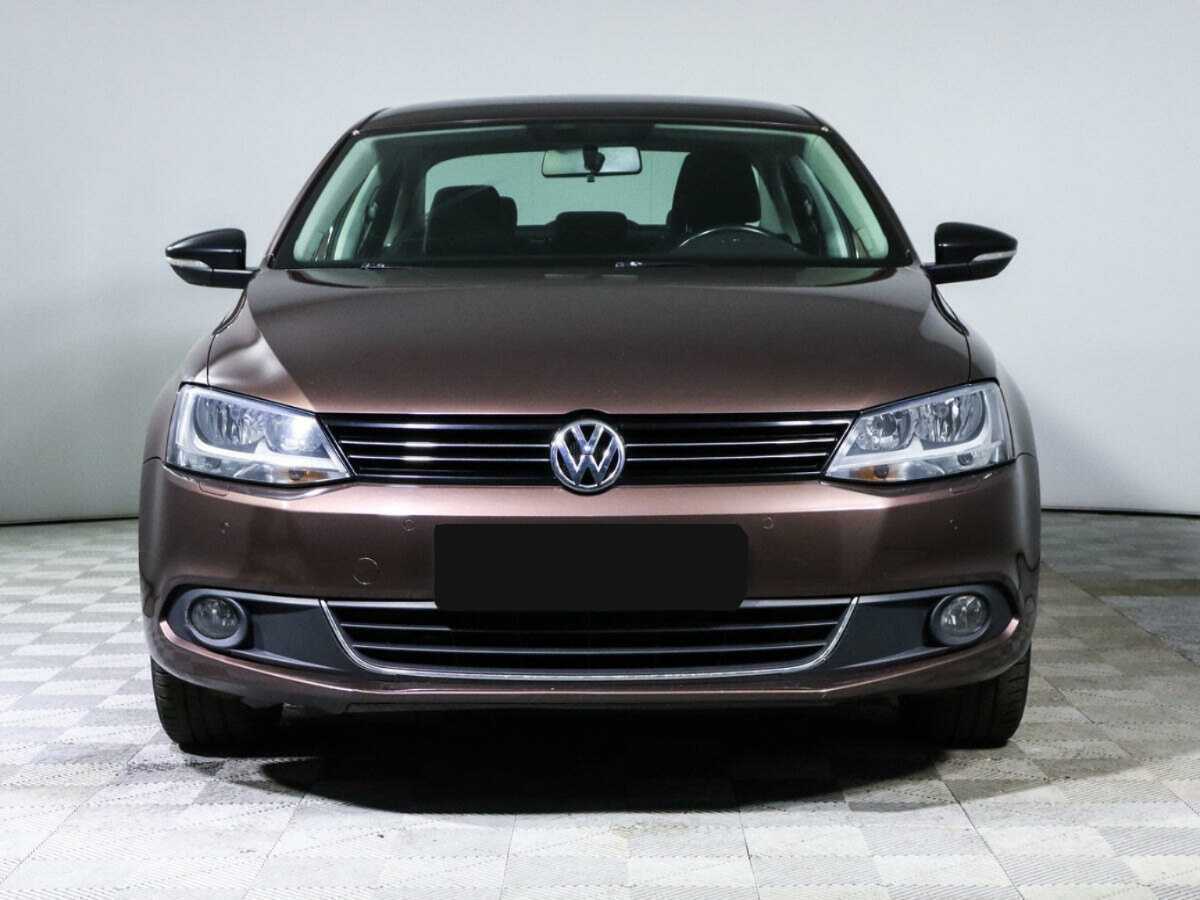 Volkswagen Jetta б/у, 2014, Автоматическая. Фото: #1