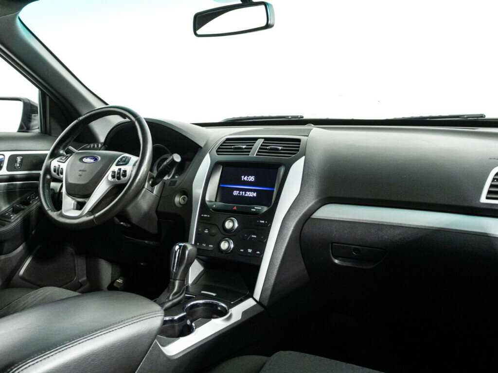 Ford Explorer б/у, 2015, Автоматическая. Фото: #8