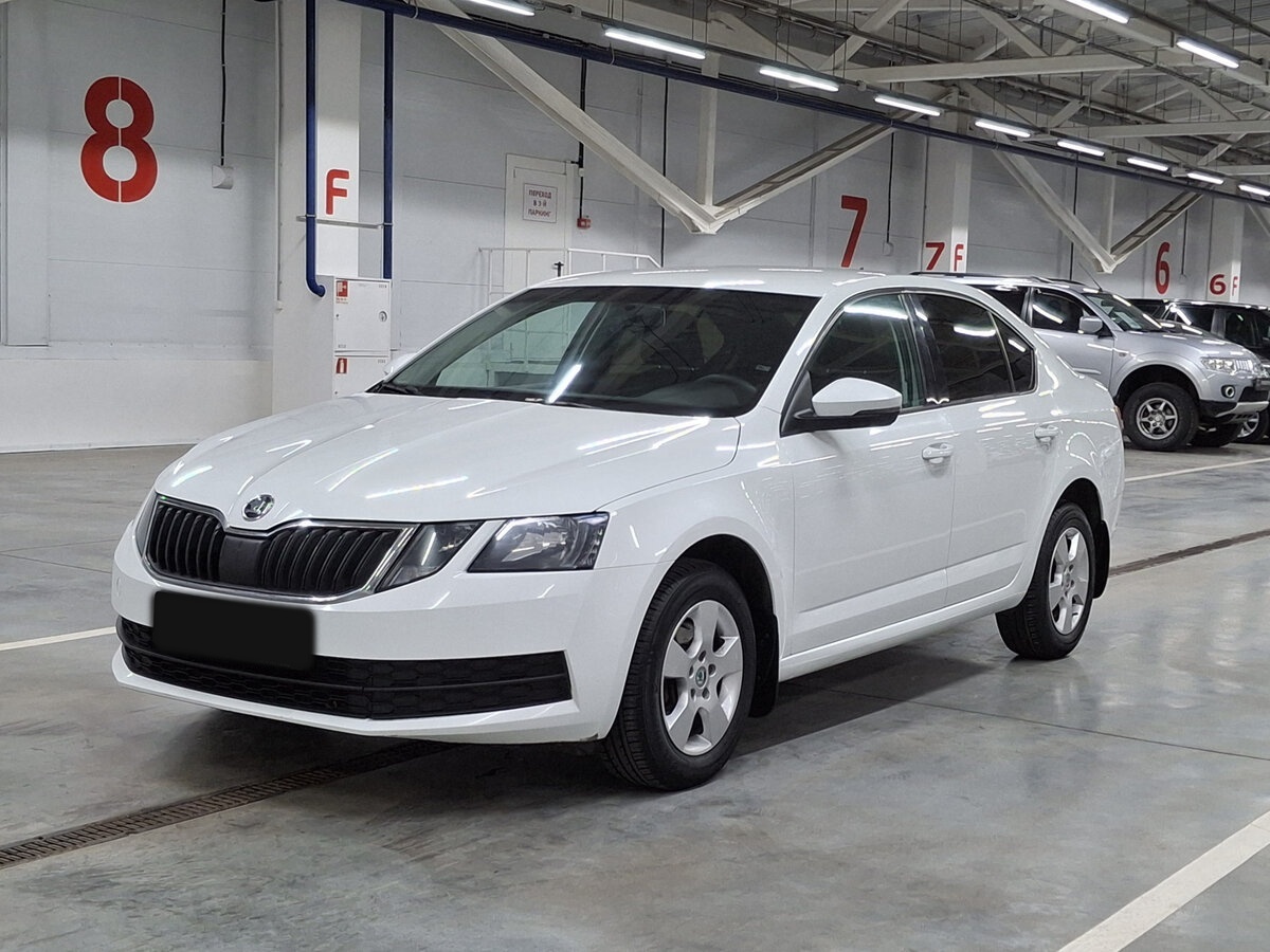 Skoda Octavia б/у, 2018, Механическая. Фото: #0
