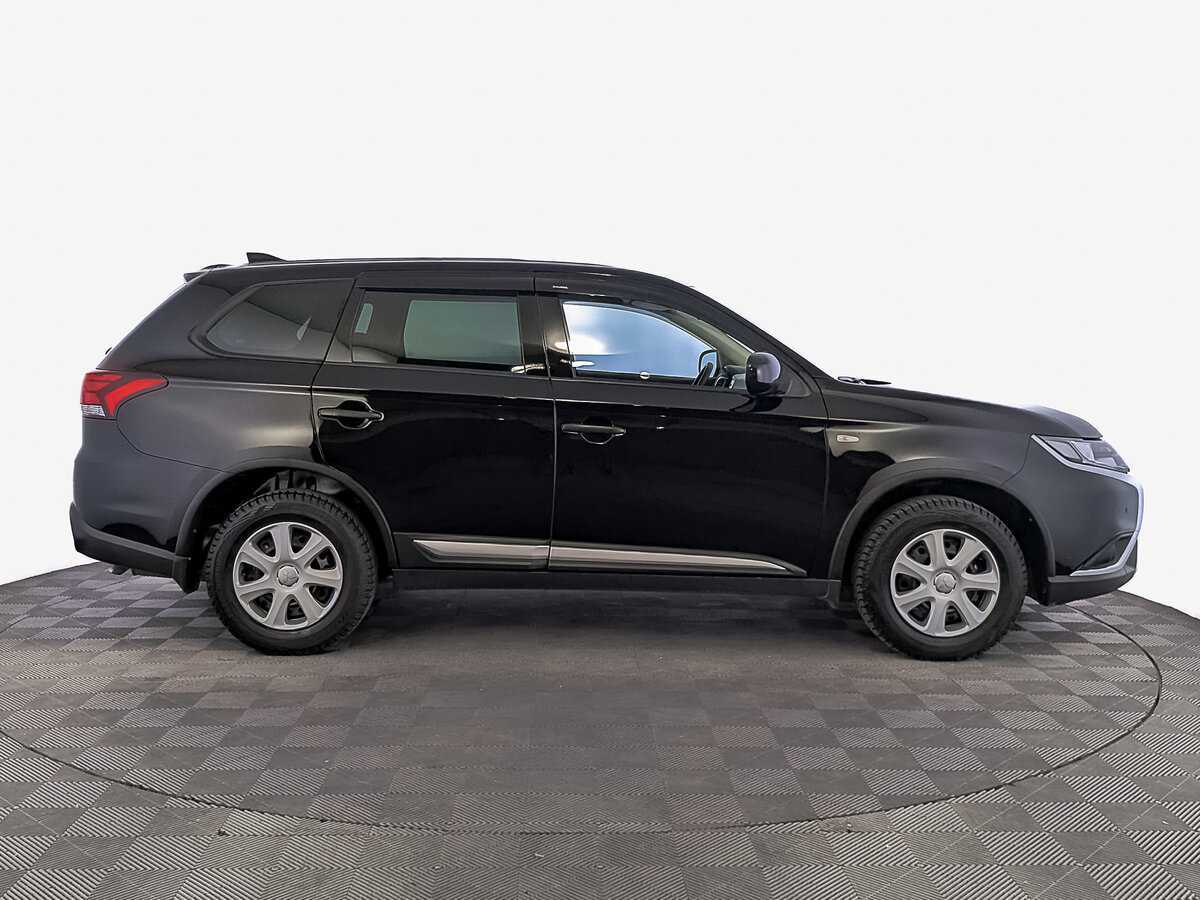 Mitsubishi Outlander б/у, 2021, Вариатор. Фото: #3