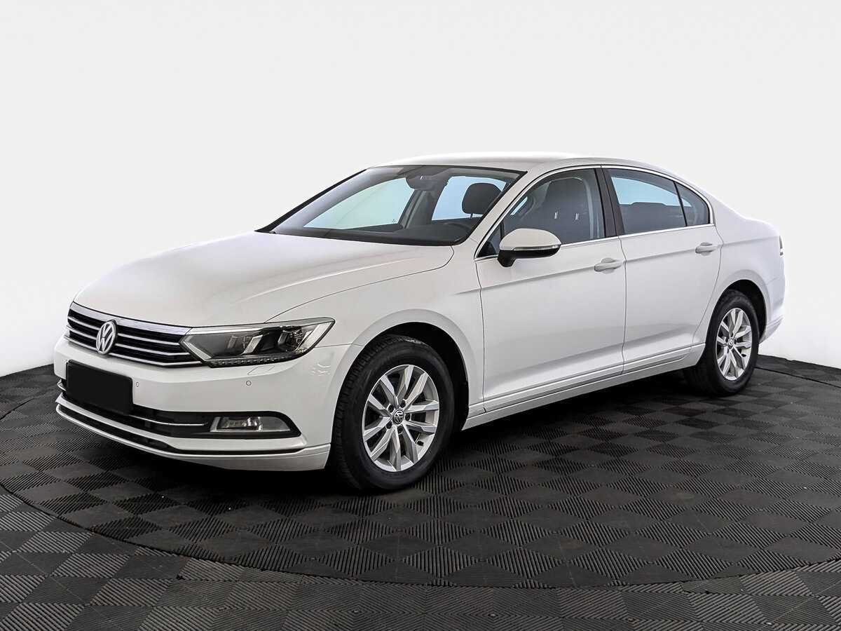 Volkswagen Passat б/у, 2019, Роботизированная. Посмотреть фото