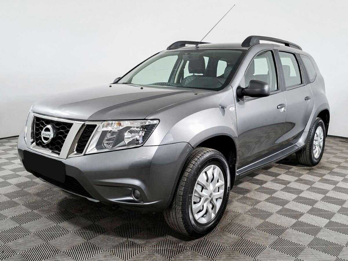 Nissan Terrano б/у, 2019, Механическая. Фото: #0