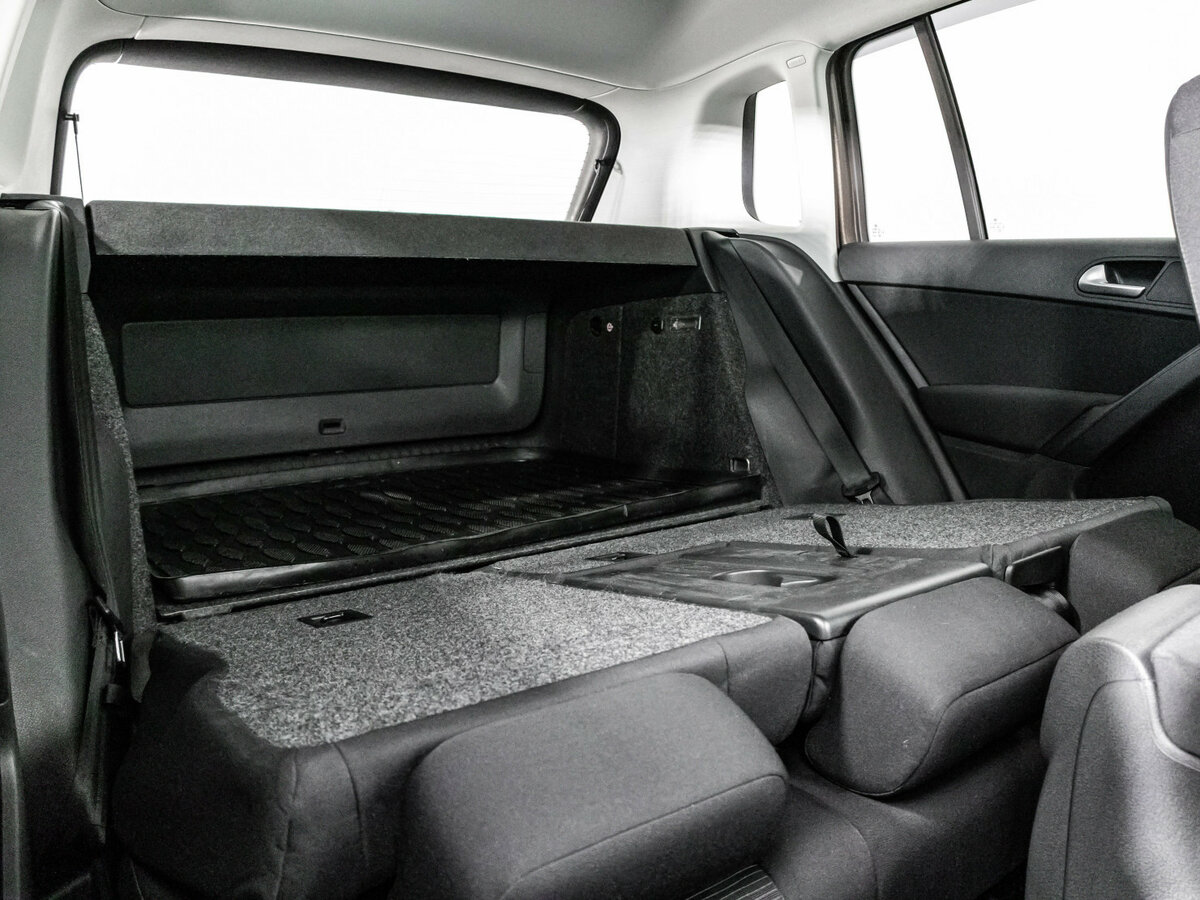 Volkswagen Tiguan б/у, 2014, Механическая. Фото: #17