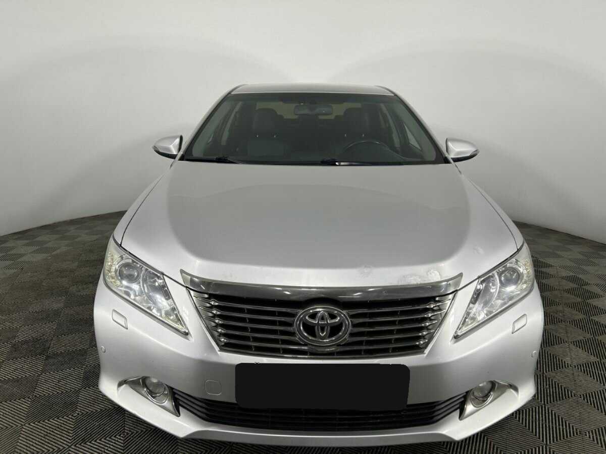 Toyota Camry б/у, 2013, Автоматическая. Фото: #1