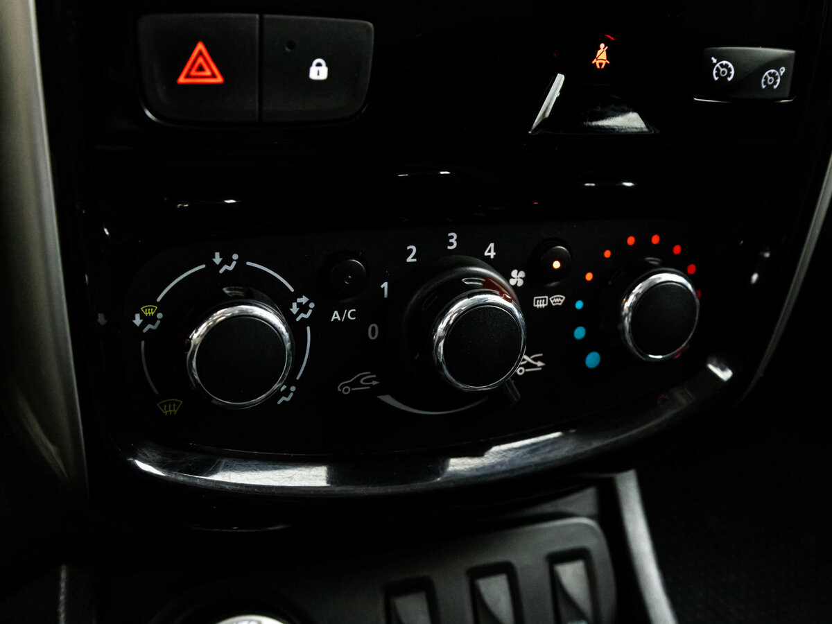 Nissan Terrano б/у, 2018, Механическая. Фото: #9