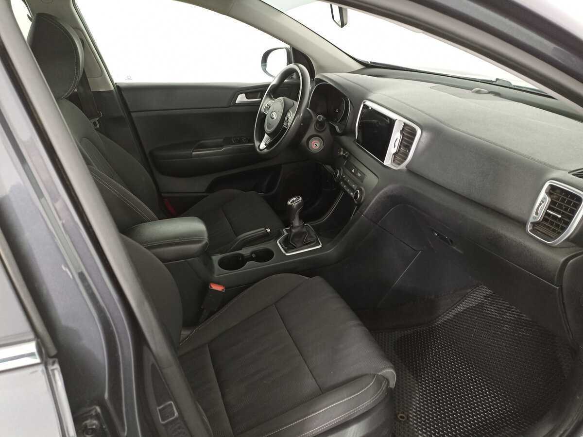 Kia Sportage б/у, 2017, Механическая. Фото: #10