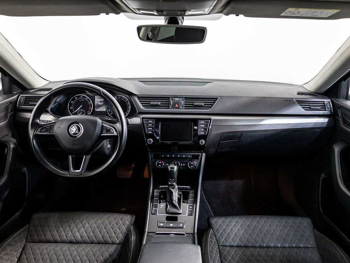 Skoda Superb б/у, 2016, Роботизированная. Фото: #8
