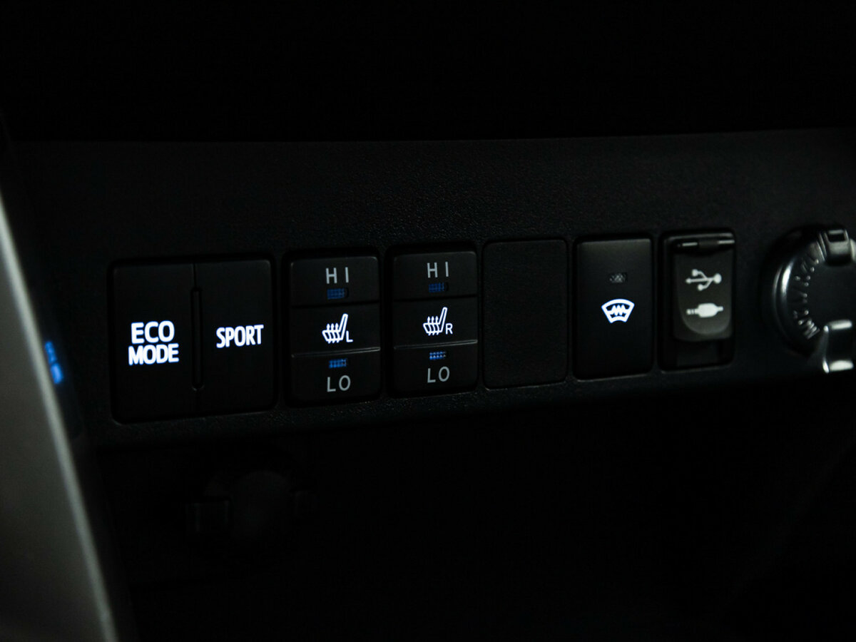 Toyota RAV4 б/у, 2017, Автоматическая. Фото: #14