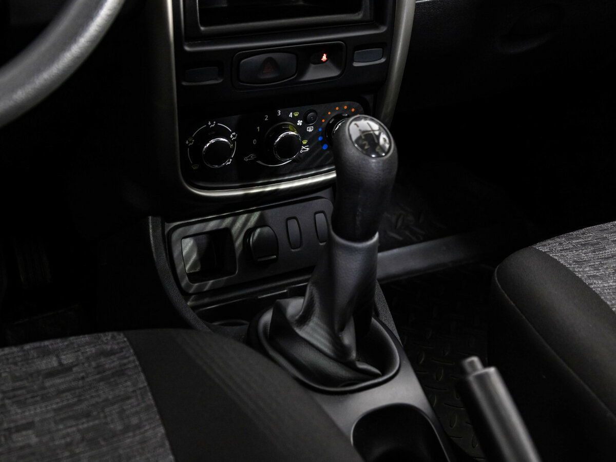 Renault Duster б/у, 2014, Механическая. Фото: #8