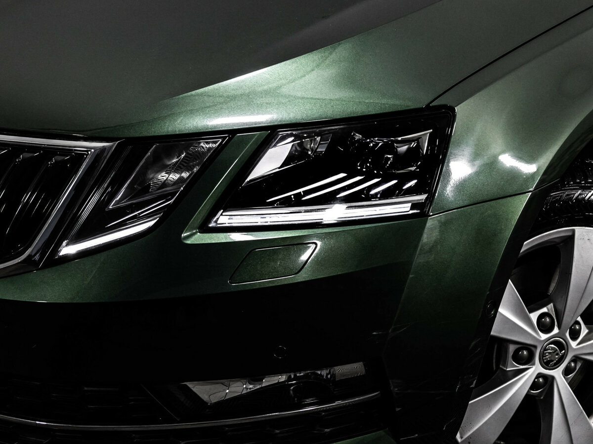 Skoda Octavia б/у, 2019, Роботизированная. Фото: #1