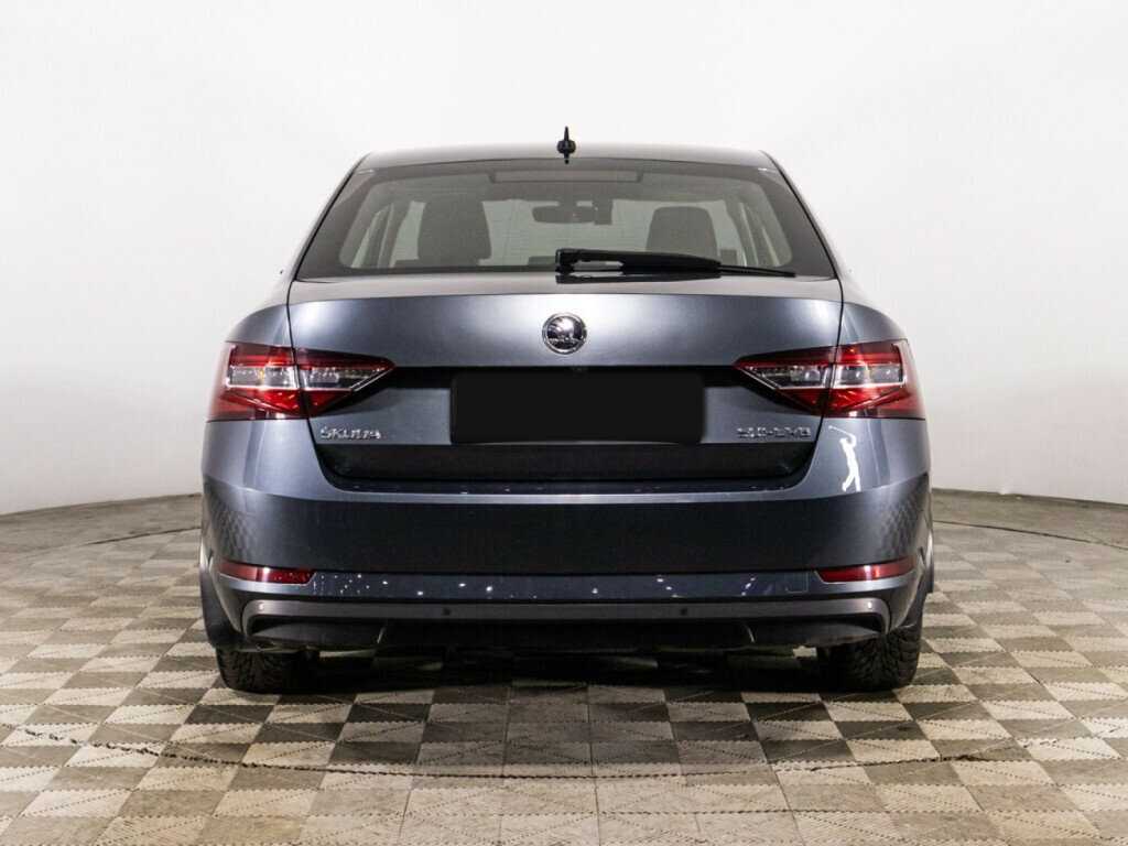 Skoda Superb б/у, 2018, Роботизированная. Фото: #5