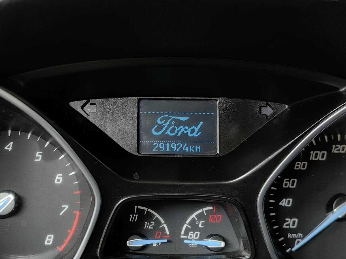 Ford Focus б/у, 2012, Механическая. Фото: #14