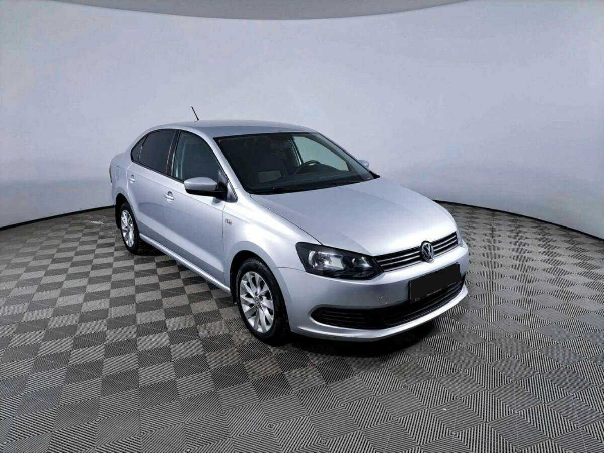 Volkswagen Polo б/у, 2014, Механическая. Фото: #2