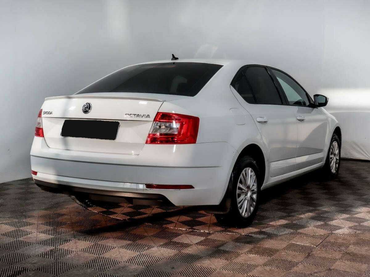 Skoda Octavia б/у, 2018, Механическая. Фото: #3