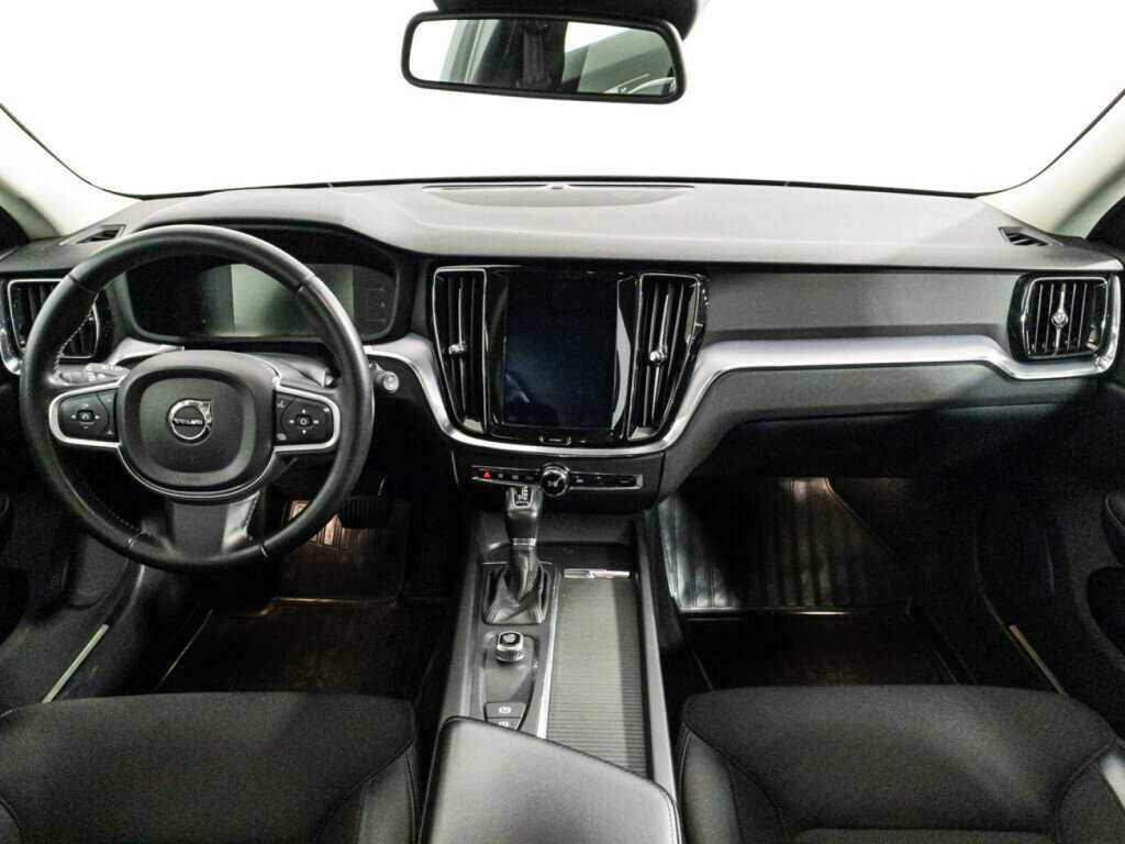 Volvo V60 б/у, 2018, Автоматическая. Фото: #12