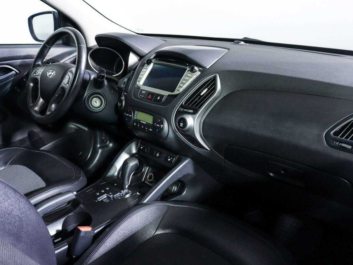 Hyundai ix35 б/у, 2014, Автоматическая. Фото: #8