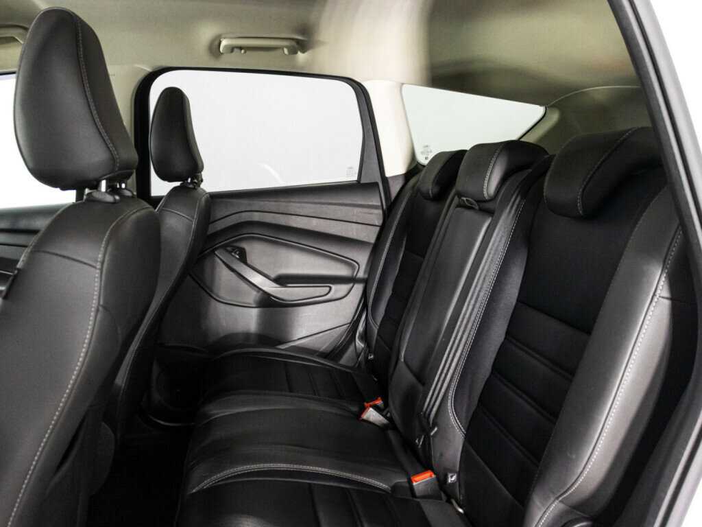 Ford Kuga б/у, 2018, Автоматическая. Фото: #9