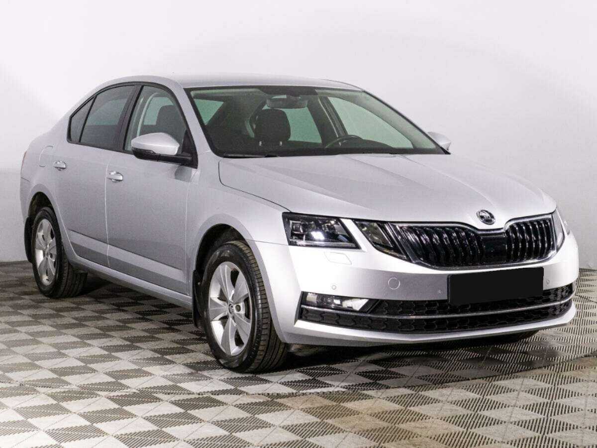 Skoda Octavia б/у, 2018, Механическая. Фото: #2