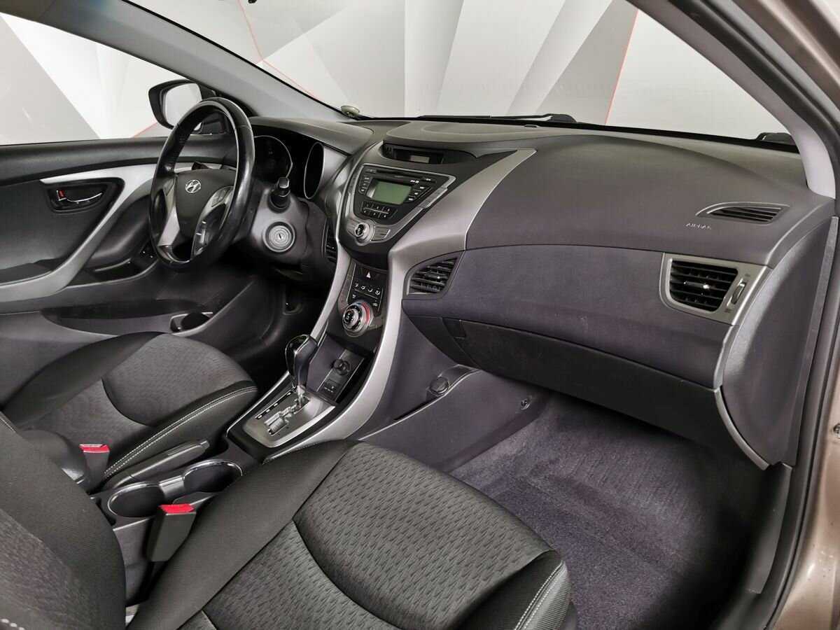 Hyundai Elantra б/у, 2012, Автоматическая. Фото: #8