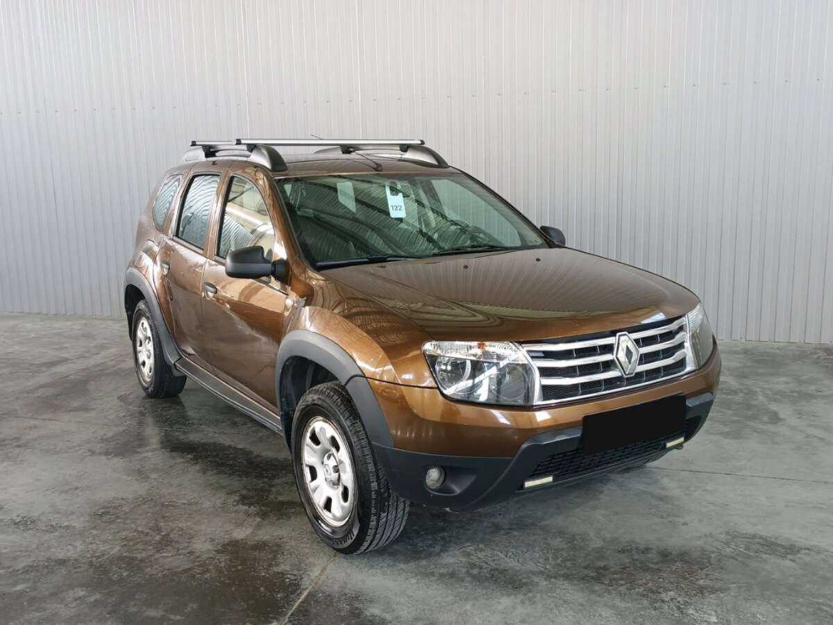 Renault Duster б/у, 2012, Механическая. Фото: #2