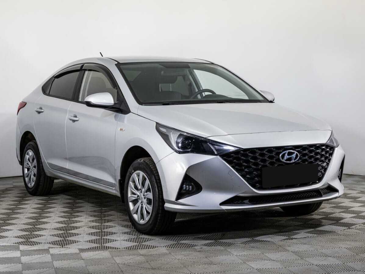 Hyundai Solaris б/у, 2022, Автоматическая. Фото: #2