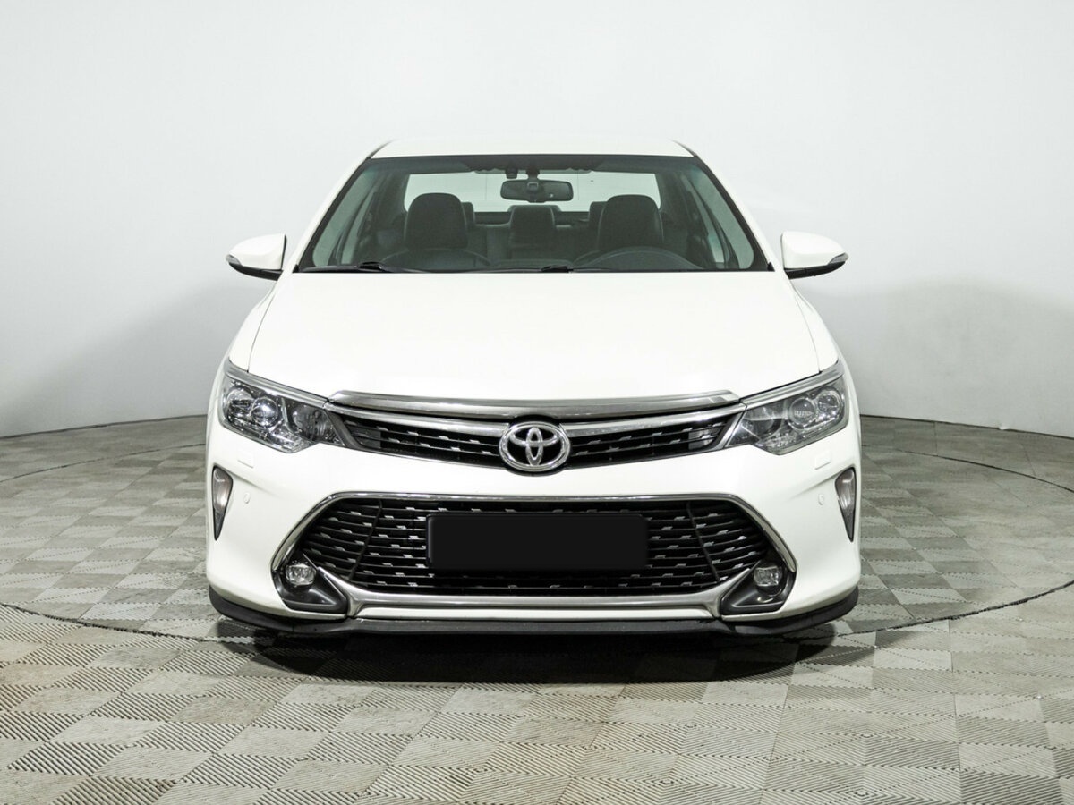 Toyota Camry б/у, 2017, Автоматическая. Фото: #1
