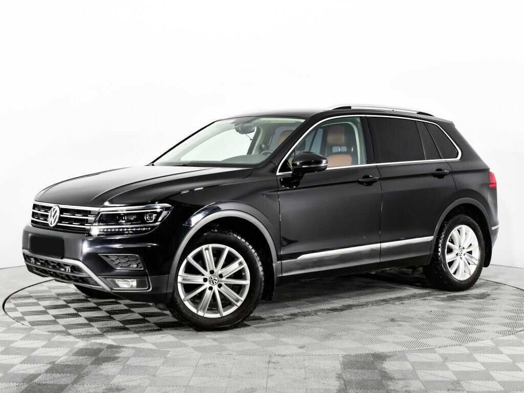 Volkswagen Tiguan б/у, 2018, Роботизированная. Посмотреть фото