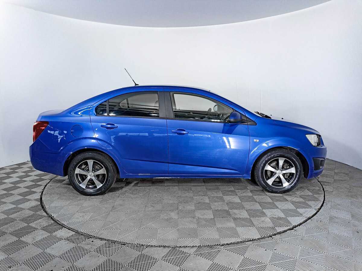 Chevrolet Aveo б/у, 2012, Механическая. Фото: #3