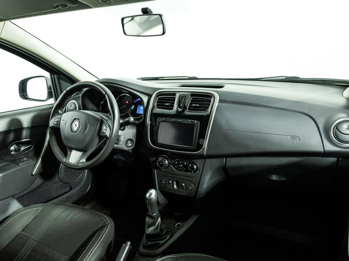 Renault Logan б/у, 2014, Механическая. Фото: #8
