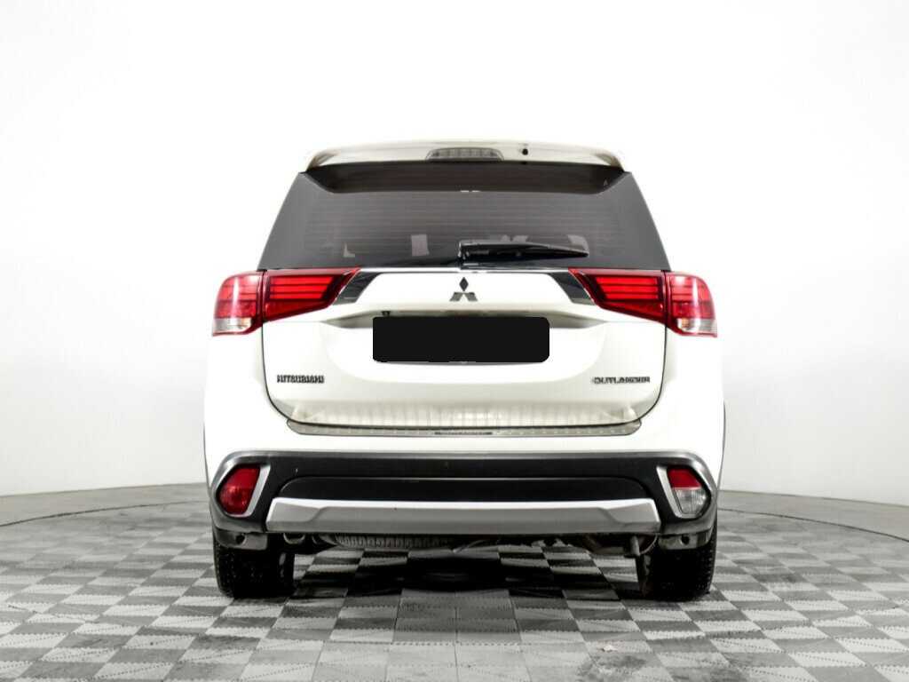 Mitsubishi Outlander б/у, 2017, Вариатор. Фото: #5